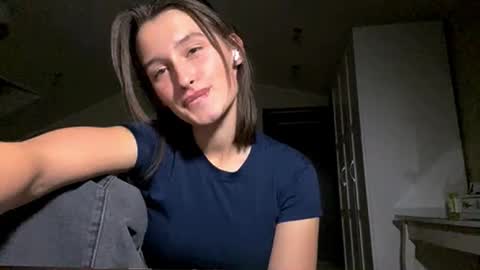 Snapshot of michael_pors chatting on 10-02-25, 04:03 Emily online show from 10-02-25, 04:03