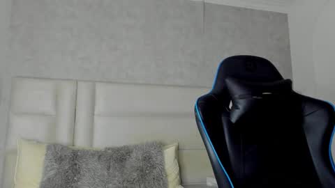 Michael online show from 10-24-25, 03:03