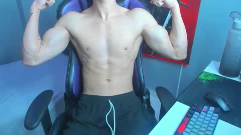 Snapshot of michael_twink18 chatting on 10-05-25, 03:27 Michael online show from 10-05-25, 03:27