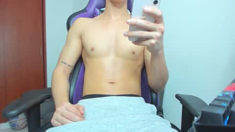 Michael online show from 12-20-25, 03:24