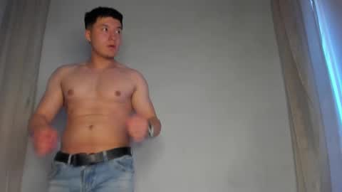 MichaelConnor  online show from 12-20-24, 03:21