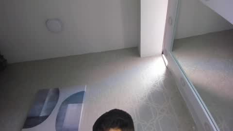 MichaelConnor  online show from 01-09-25, 02:51