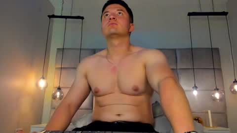 MichaelConnor  online show from 01-15-25, 02:35