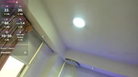 MichaelConnor  online show from 02-09-25, 04:07