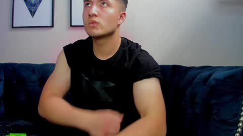 MichaelConnor  online show from 02-10-25, 06:03