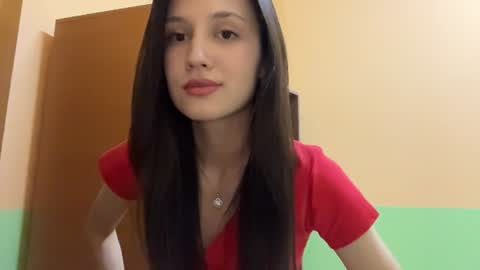 Snapshot of michaeleanidi chatting on 06-13-26, 05:33 Milana online show from 06-13-26, 05:33