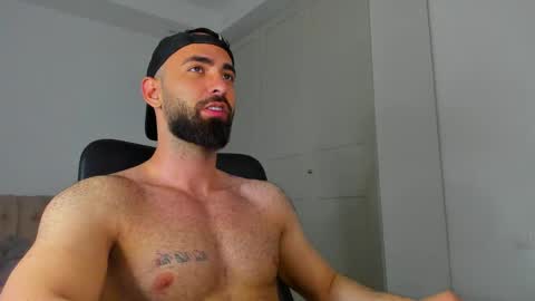 Snapshot of michaelevansx chatting on 05-07-26, 07:52 MichaelEvansx online show from 05-07-26, 07:52
