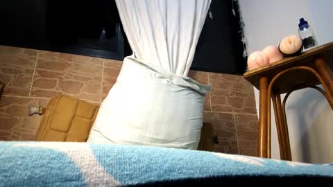 Snapshot of michaelhotbbc chatting on 02-12-25, 05:47 Michael online show from 02-12-25, 05:47