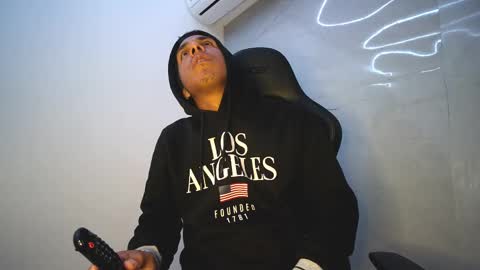 Snapshot of michaelhotbbc chatting on 10-15-25, 03:50 Michael online show from 10-15-25, 03:50