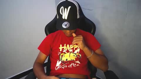 Snapshot of michaelhotbbc chatting on 10-16-25, 03:40 Michael online show from 10-16-25, 03:40