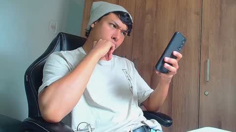 michaelstones online show from 12-26-24, 04:04