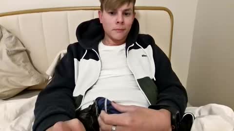 michaeltwinkboy online show from 03-29-26, 02:33