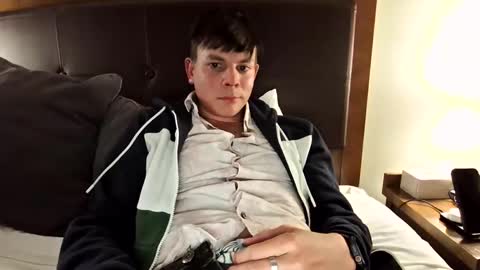 michaeltwinkboy online show from 05-19-26, 04:19