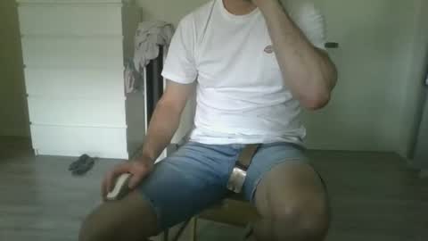 Snapshot of michas909 chatting on 06-02-26, 01:24 michas909 online show from 06-02-26, 01:24