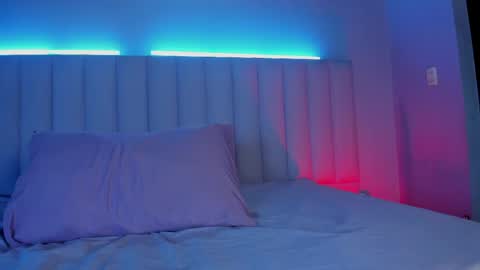 Snapshot of michbrunnette chatting on 05-19-26, 03:13 michbrunnette online show from 05-19-26, 03:13