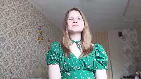 Snapshot of michealtarnowski chatting on 08-04-26, 11:02 Juliana online show from 08-04-26, 11:02