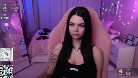 Snapshot of michela_fruet chatting on 05-03-26, 01:00 Kate online show from 05-03-26, 01:00