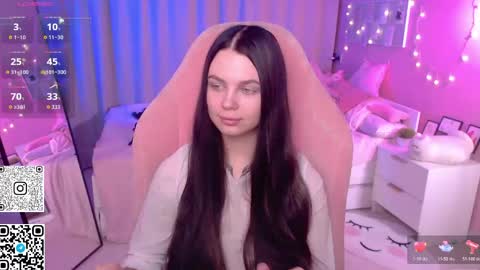 Snapshot of michela_fruet chatting on 05-09-26, 01:11 Kate online show from 05-09-26, 01:11