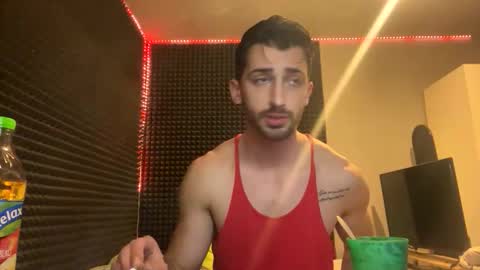 Snapshot of michelemagnetico chatting on 11-15-25, 09:54 michelemagnetico online show from 11-15-25, 09:54