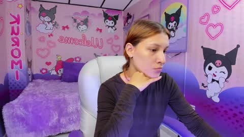 Snapshot of michell__petit_ chatting on 10-14-25, 11:55 michell__petit_ online show from 10-14-25, 11:55
