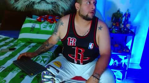 michell_myers online show from 12-19-25, 02:24