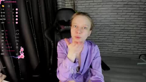 michelle_blond online show from 03-09-25, 01:15