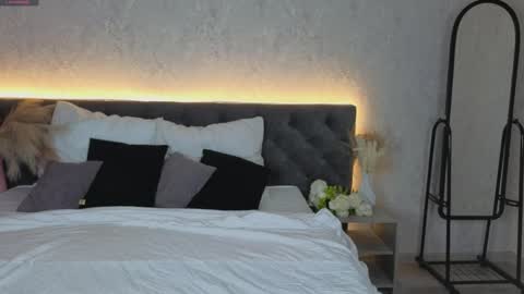 michelle_blond online show from 04-01-26, 07:42