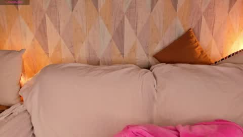 michelle_blond online show from 05-27-26, 01:57