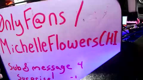 michelle_flowers online show from 12-01-25, 06:02