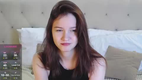 Michelle online show from 11-10-25, 01:21