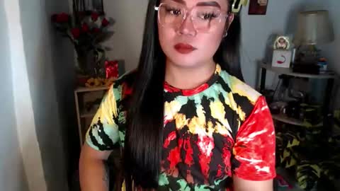 Snapshot of michellechannelxxx chatting on 09-13-25, 12:21 Michelle online show from 09-13-25, 12:21