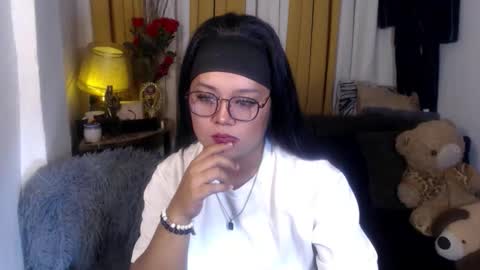 Snapshot of michellechannelxxx chatting on 05-16-26, 06:21 Michelle online show from 05-16-26, 06:21