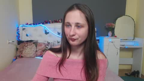 Snapshot of michellee11 chatting on 04-29-26, 12:20 Michel online show from 04-29-26, 12:20