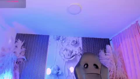 Snapshot of michellepreston_ chatting on 07-11-26, 11:57 michellepreston_ online show from 07-11-26, 11:57