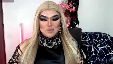 Michelle online show from 11-16-25, 06:08