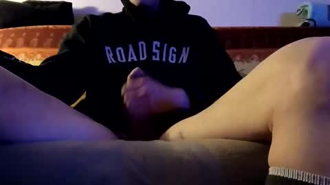 Snapshot of mickavis1975 chatting on 01-06-26, 05:44 mickavis1975 online show from 01-06-26, 05:44