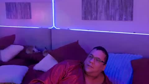 Snapshot of mickeyshyne69 chatting on 01-15-25, 12:19 Mickey online show from 01-15-25, 12:19