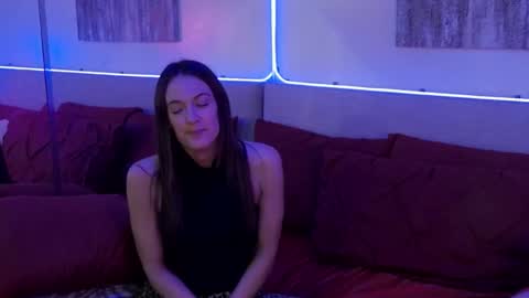 Snapshot of mickeyshyne69 chatting on 01-25-25, 04:34 Mickey online show from 01-25-25, 04:34