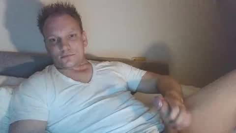 mickkxl online show from 01-16-25, 08:36