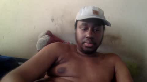 Snapshot of mickkzzx chatting on 03-05-25, 03:51 mickkzzx online show from 03-05-25, 03:51