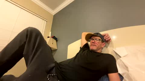 mickymu online show from 01-18-25, 04:59