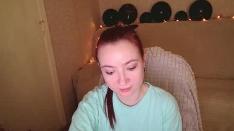 Snapshot of mickywood chatting on 11-27-25, 02:52 Micky online show from 11-27-25, 02:52