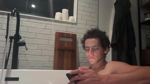 Snapshot of micomoney chatting on 11-27-25, 09:00 micomoney online show from 11-27-25, 09:00