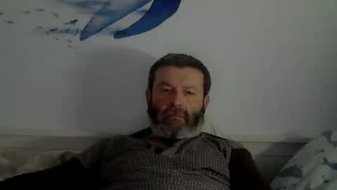 Snapshot of midhir chatting on 01-25-25, 01:19 kike online show from 01-25-25, 01:19