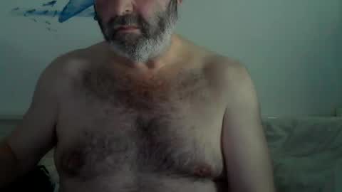 Snapshot of midhir chatting on 02-18-25, 08:47 kike online show from 02-18-25, 08:47
