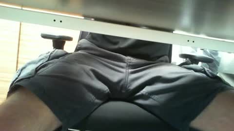 Snapshot of midlifemuscle17941 chatting on 07-04-26, 09:04 midlifemuscle17941 online show from 07-04-26, 09:04