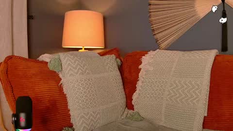 Rain online show from 01-17-25, 05:00