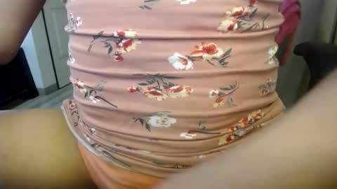 Snapshot of midnight_boner03 chatting on 03-20-26, 05:23 selena online show from 03-20-26, 05:23