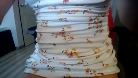 Snapshot of midnight_boner03 chatting on 03-29-26, 04:23 selena online show from 03-29-26, 04:23