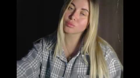 Snapshot of midnight_lace1 chatting on 03-24-26, 07:08 Midnight lace1 online show from 03-24-26, 07:08